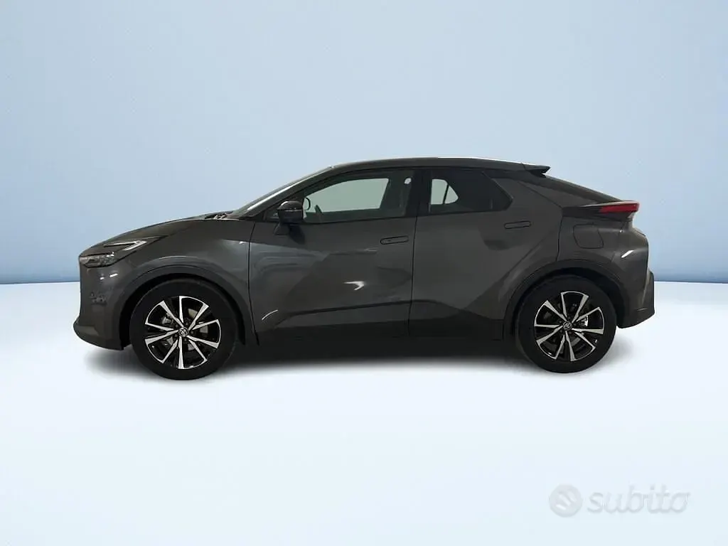 Usata Toyota C-HR Trend 98 CV (72 kW) 2024 Grigio SUV
