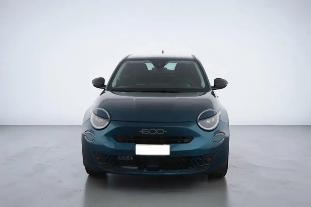 Usata Fiat 600 Comfort 110 CV (80 kW) 2024 Verde SUV