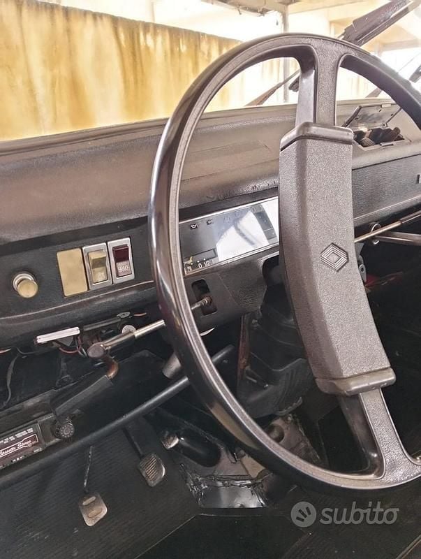 Usata Renault R4 34 CV (25 kW) 1970