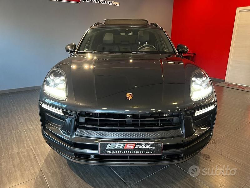 Usata Porsche Macan 265 CV (194 kW) 2022 Grigio SUV
