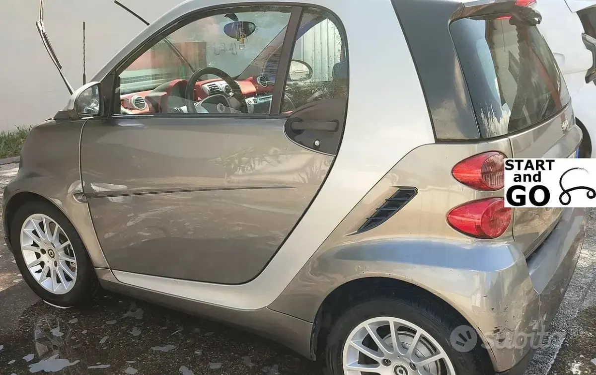 Usata Smart ForTwo Coupé 54 CV (39 kW) 2011 Marrone Coupé