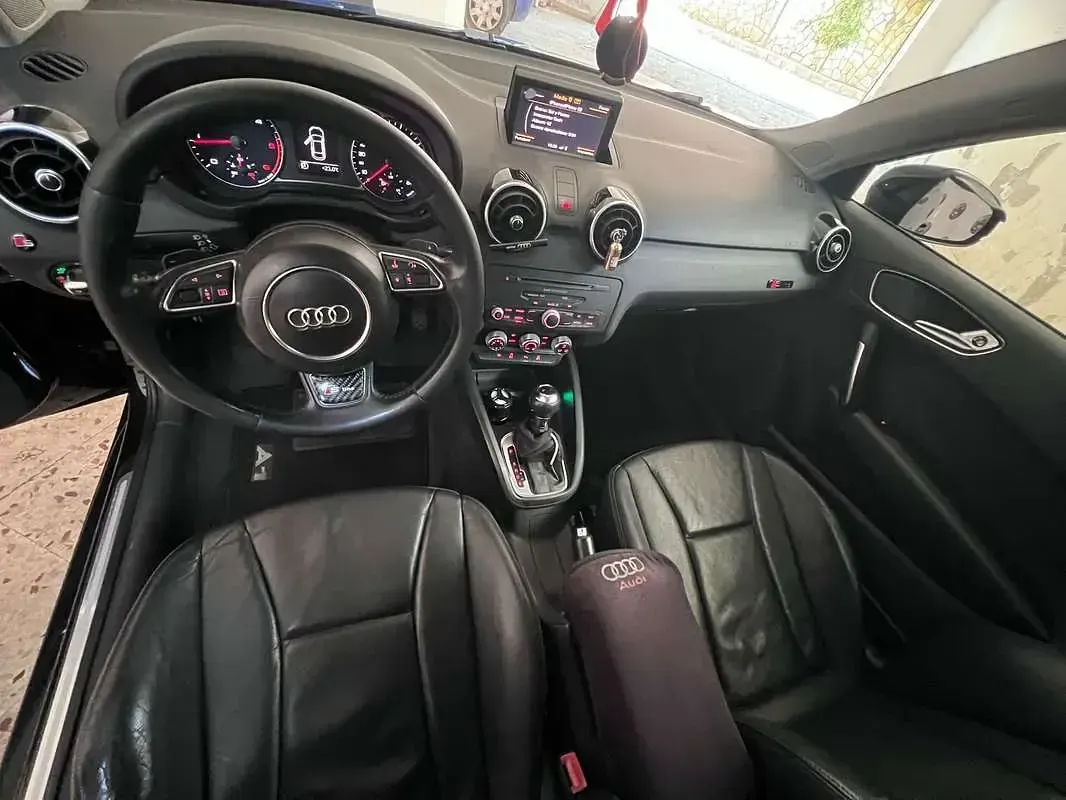 Usata Audi A1 Ambiente 90 CV (66 kW) 2013 Nero Utilitaria