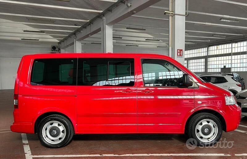 Rosso Usata 2006 VW T5 Comfortline Furgone | 15.900 € (Buon prezzo) - Immagine 1/4