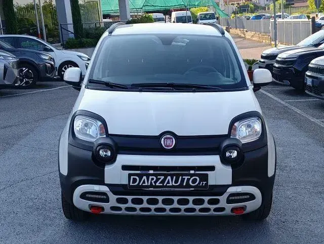 Usata Fiat Panda Cross Cross 69 CV (50 kW) 2024 Bianco pastello Utilitaria