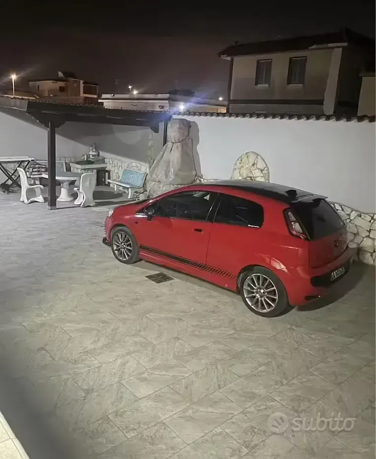 Usata Fiat Punto Evo 90 CV (66 kW) 2010 Rosso Utilitaria