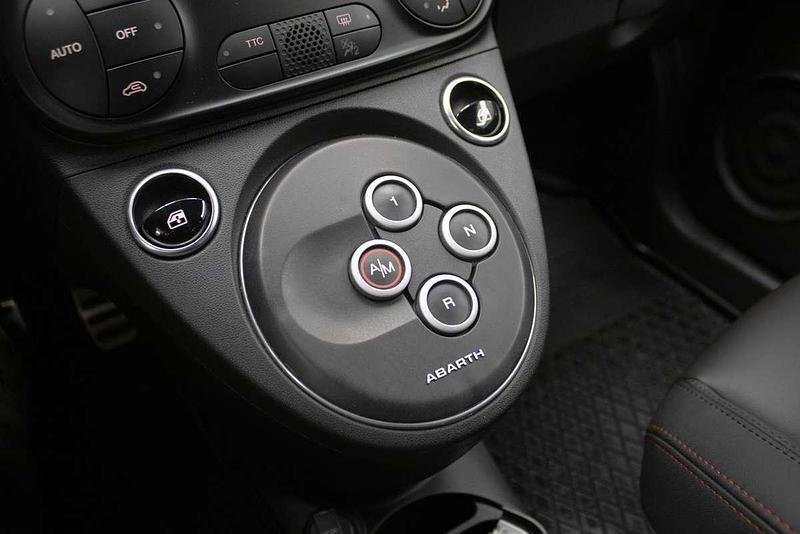 Usata Abarth 695 Competizione 179 CV (131 kW) 2023 Grigio Utilitaria