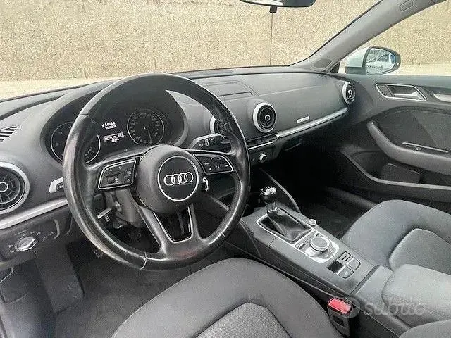 Usata Audi A3 110 CV (80 kW) 2017 Bianco Station wagon