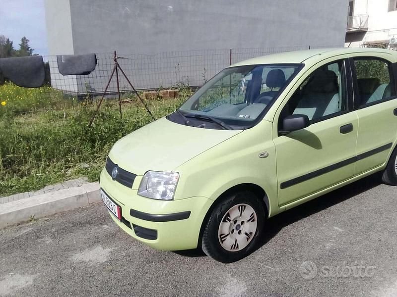 Usata Fiat Panda 54 CV (39 kW) 2005 Giallo Utilitaria