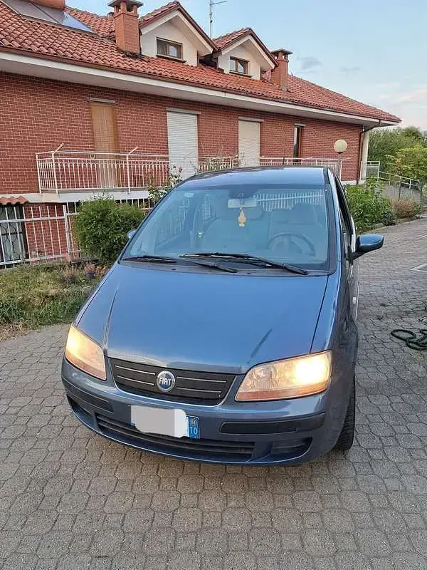 Usata Fiat Idea Dynamic 95 CV (69 kW) 2004 Monovolume