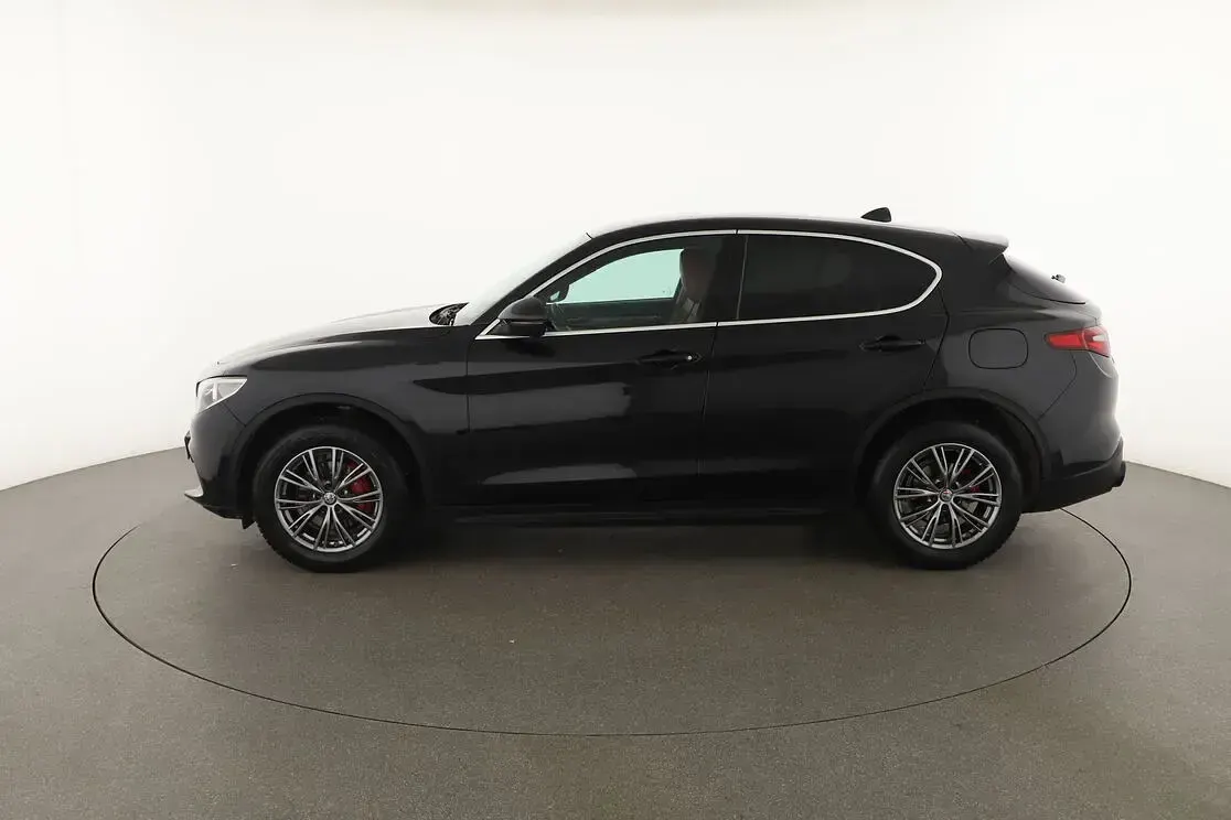 Usata Alfa Romeo Stelvio Sprint 190 CV (139 kW) 2020 Nero SUV