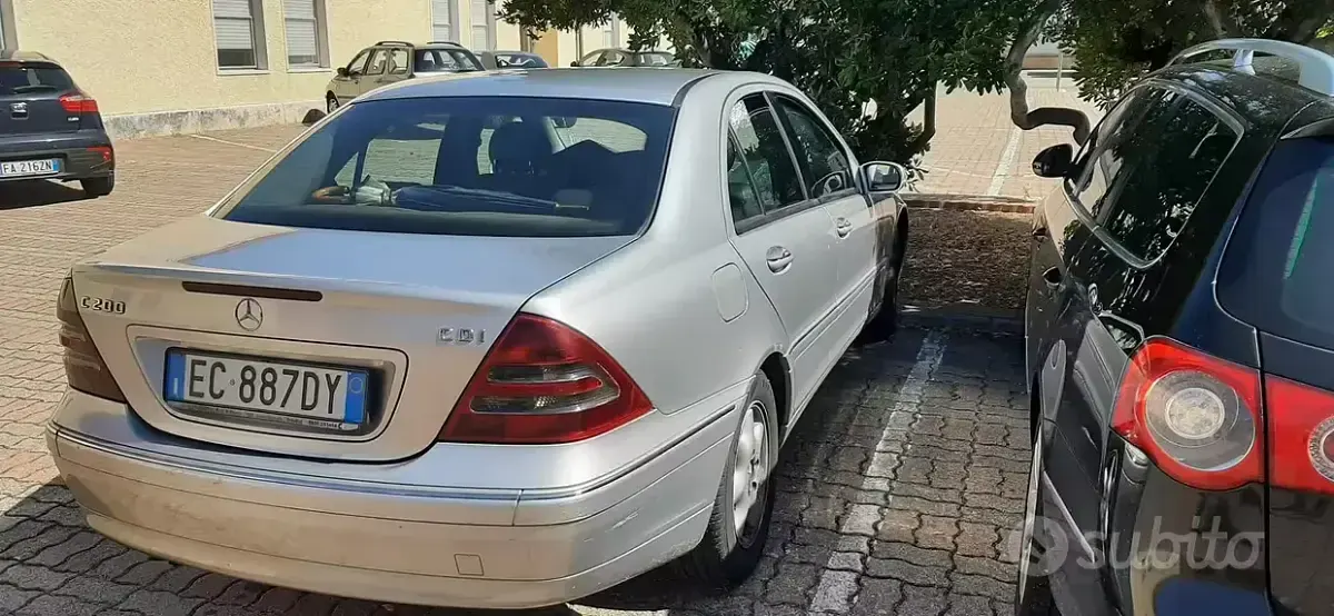 Usata Mercedes C200 Elegance 116 CV (85 kW) 2002 Grigio Berlina