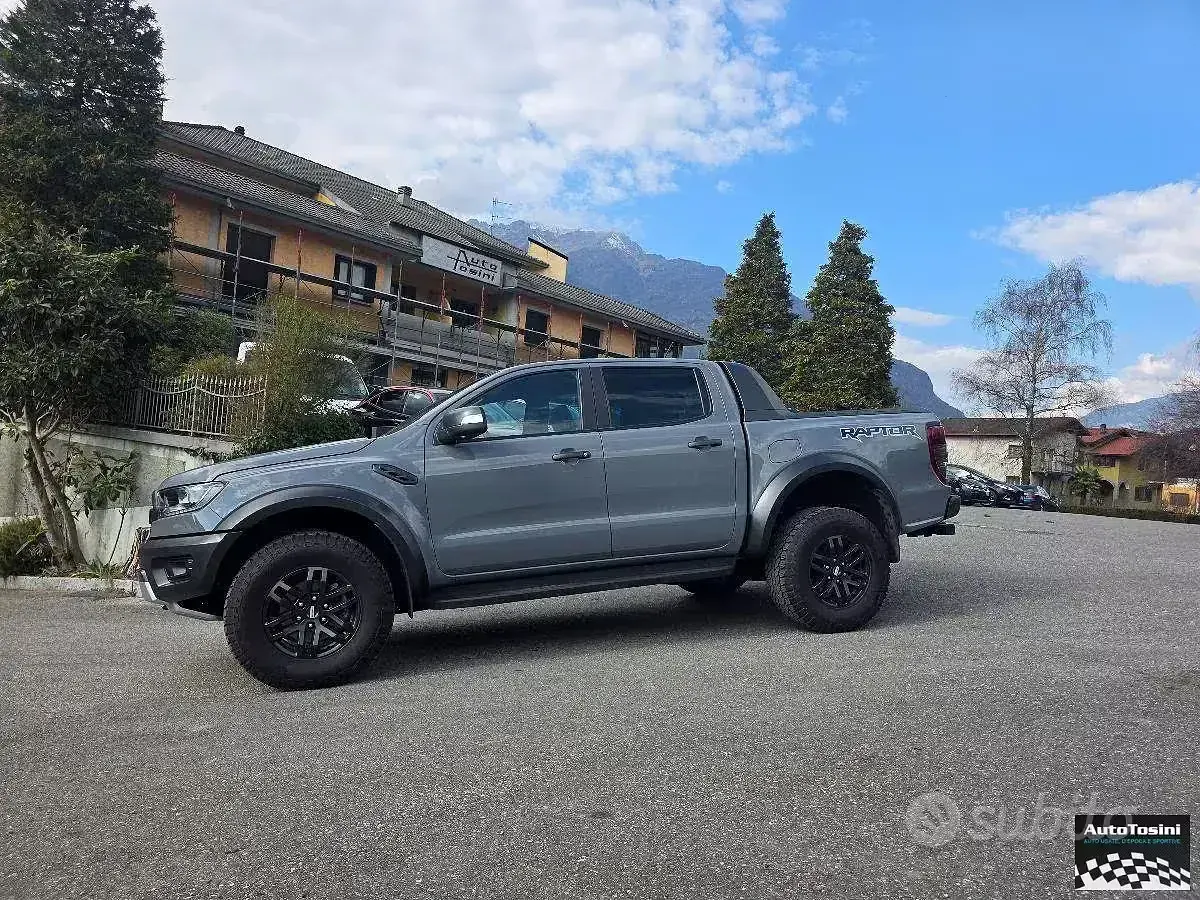 Usata Ford Ranger Raptor 209 CV (153 kW) 2023 Grigio Pick-up