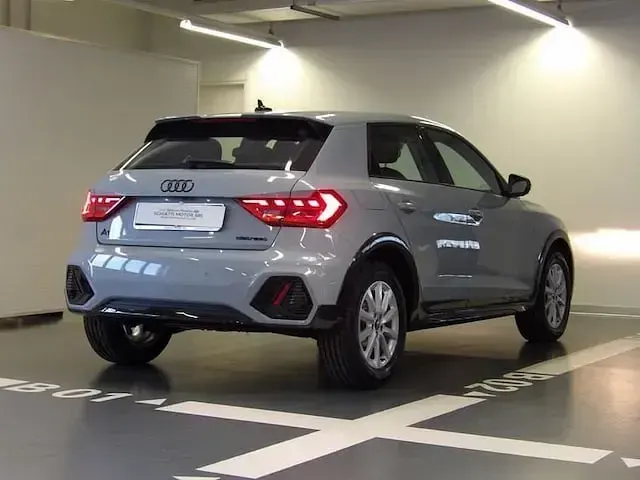 Usata Audi A1 Business 116 CV (85 kW) 2024 Grigio freccia SUV