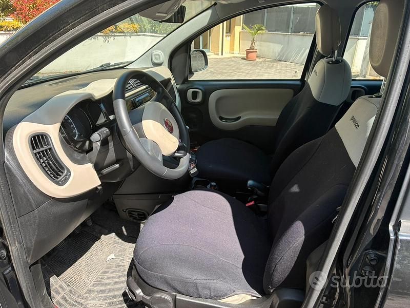 Usata Fiat Panda 4x4 75 CV (55 kW) 2012 Nero Utilitaria