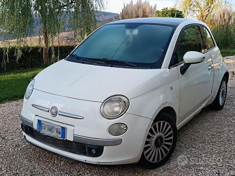 Bianco Usata 2012 Fiat 500 Tre volumi | 4100 € (Super prezzo) - Immagine 1/4