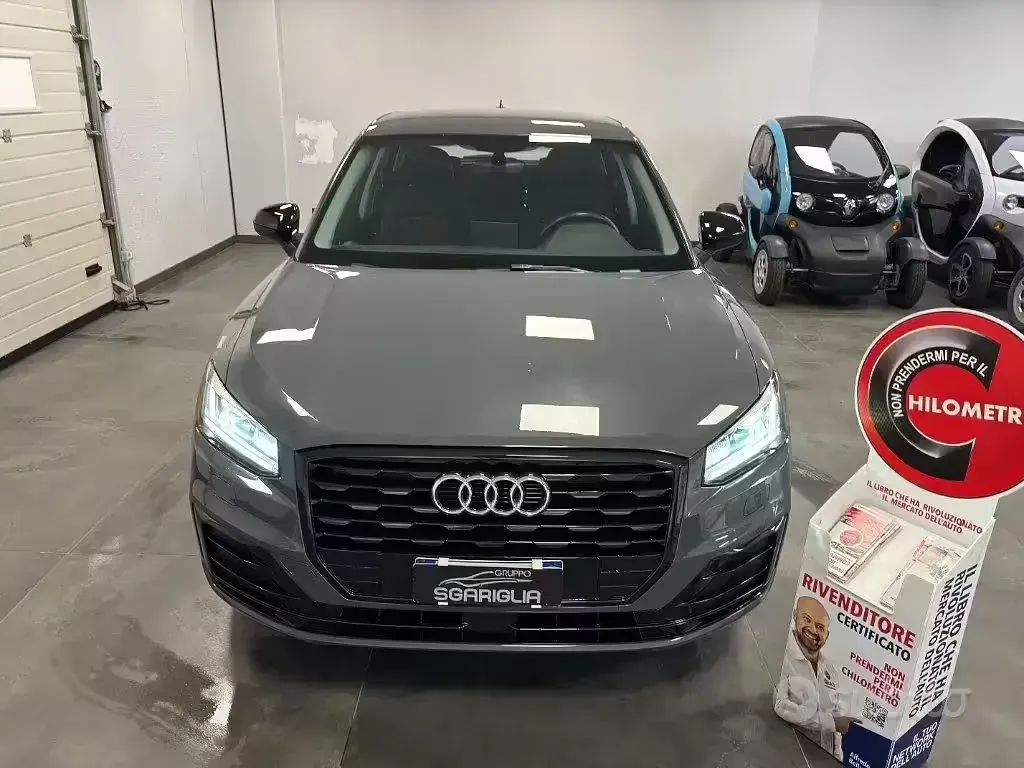 Usata Audi Q2 Admired 116 CV (85 kW) 2020 Grigio SUV