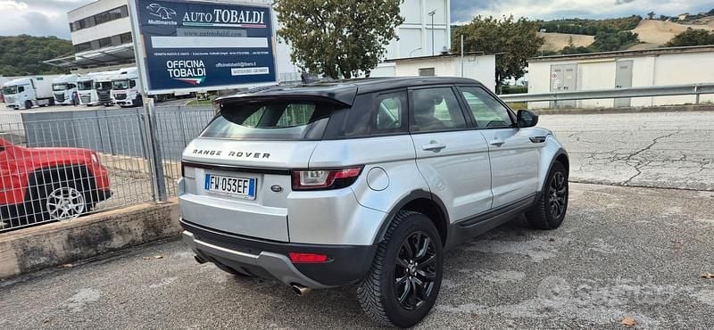 Usata Land Rover Range Rover evoque HSE 150 CV (110 kW) 2019 Argento Berlina