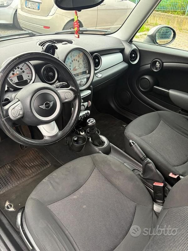 Usata Mini ONE 95 CV (69 kW) 2008 Nero Utilitaria