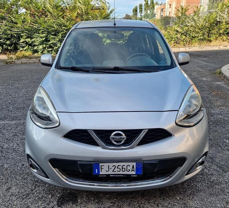 Usata Nissan Micra Tekna 80 CV (58 kW) 2017 Argento Berlina