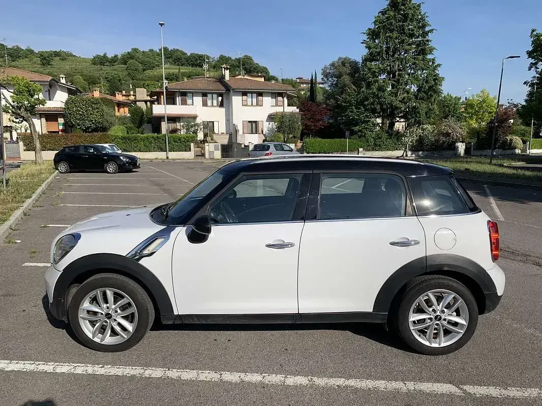 Usata Mini Cooper D Countryman 111 CV (81 kW) 2014 Bianco SUV