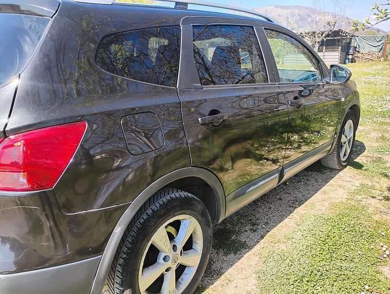 Usata Nissan Qashqai 150 CV (110 kW) 2009 Nero SUV
