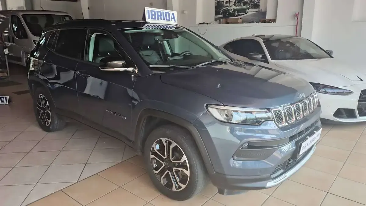 Usata Jeep Compass Limited 131 CV (96 kW) 2021 Blu/azzurro SUV