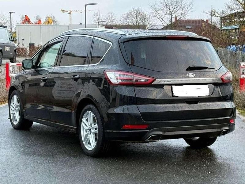 Usata Ford S-MAX Business Edition 179 CV (131 kW) 2016 Nero Monovolume