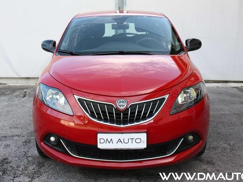 Usata Lancia Ypsilon Gold 69 CV (50 kW) 2023 Other Utilitaria