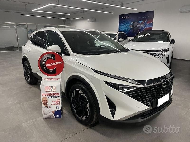 Bianco Usata 2025 Nissan Qashqai N-Connecta SUV | 26.900 € (Buon prezzo) - Immagine 1/4