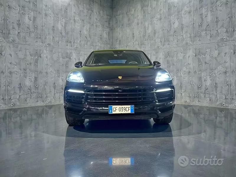 Usata Porsche Cayenne 339 CV (249 kW) 2021 Nero SUV