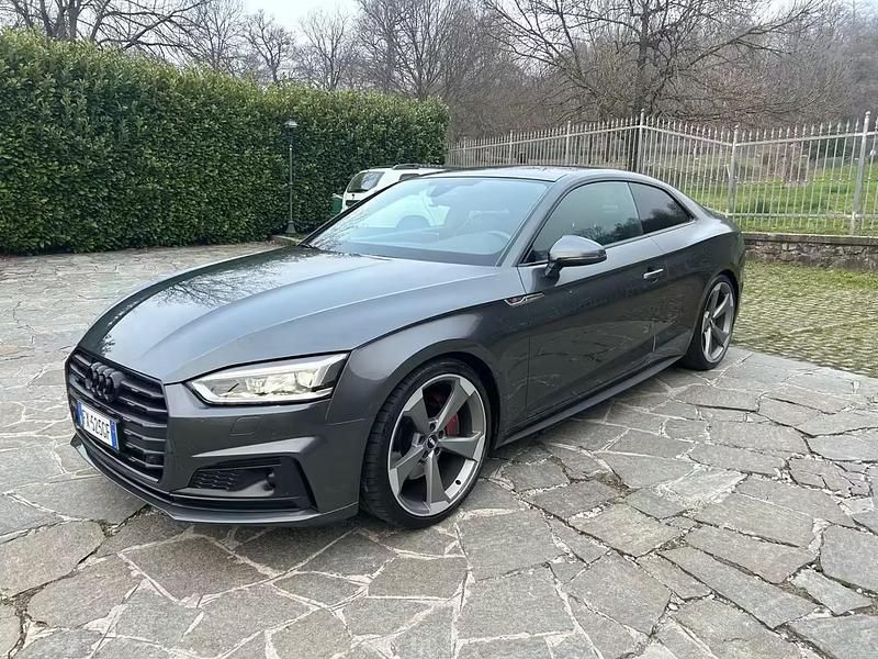 Usata Audi A5 S-Line 245 CV (180 kW) 2019 Grigio Coupé
