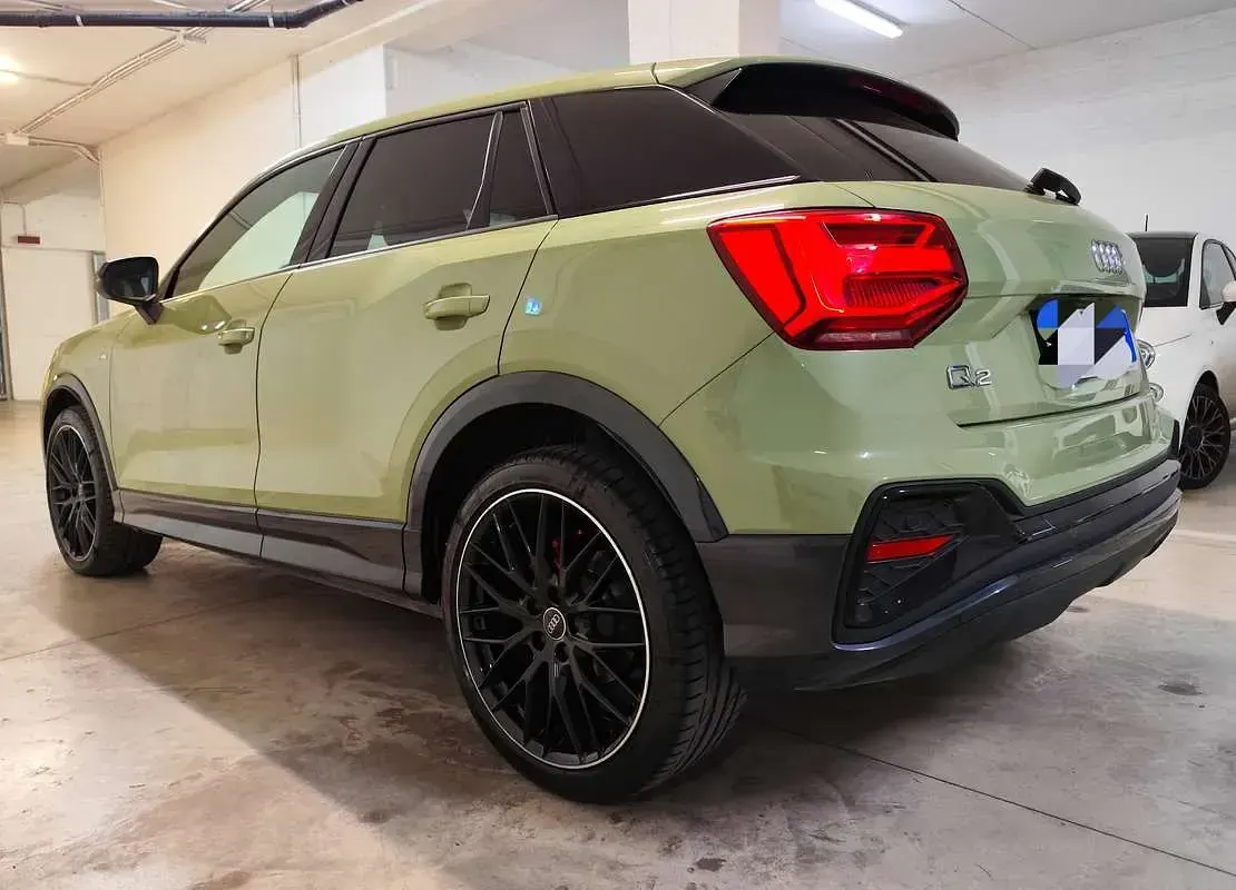 Usata Audi Q2 Ambiente 150 CV (110 kW) 2021 Verde SUV