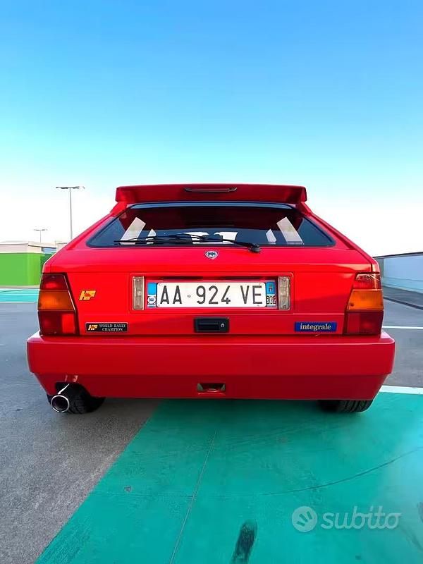 Usata Lancia Delta 205 CV (150 kW) 1992 Rosso Utilitaria