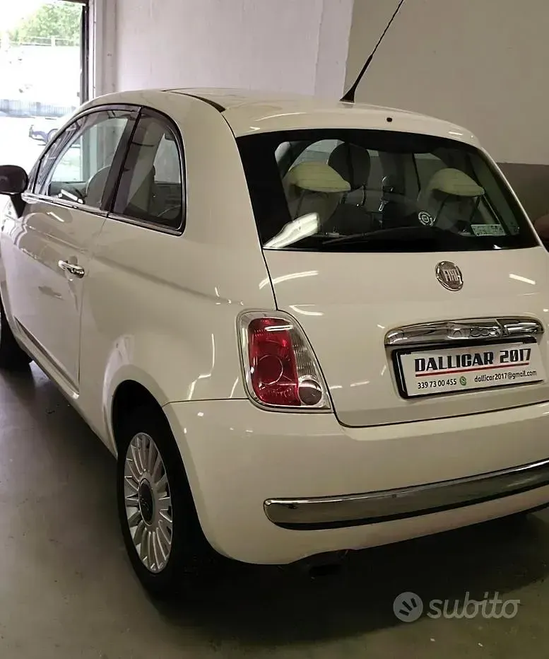 Używany Fiat 500 69 KM (50 kW) 2008 Biały Sedan/Limuzyna