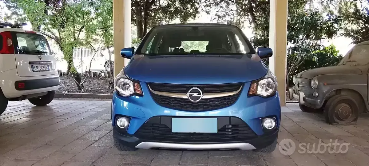 Usata Opel Karl 75 CV (55 kW) 2017 Bluazzurro Utilitaria