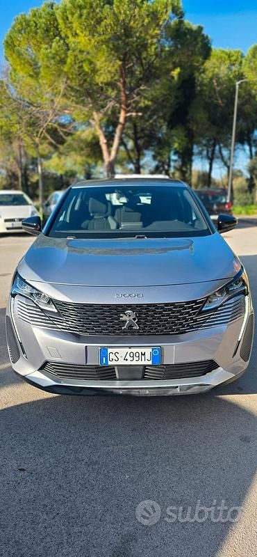 Usata Peugeot 3008 130 CV (95 kW) 2023 Grigio SUV