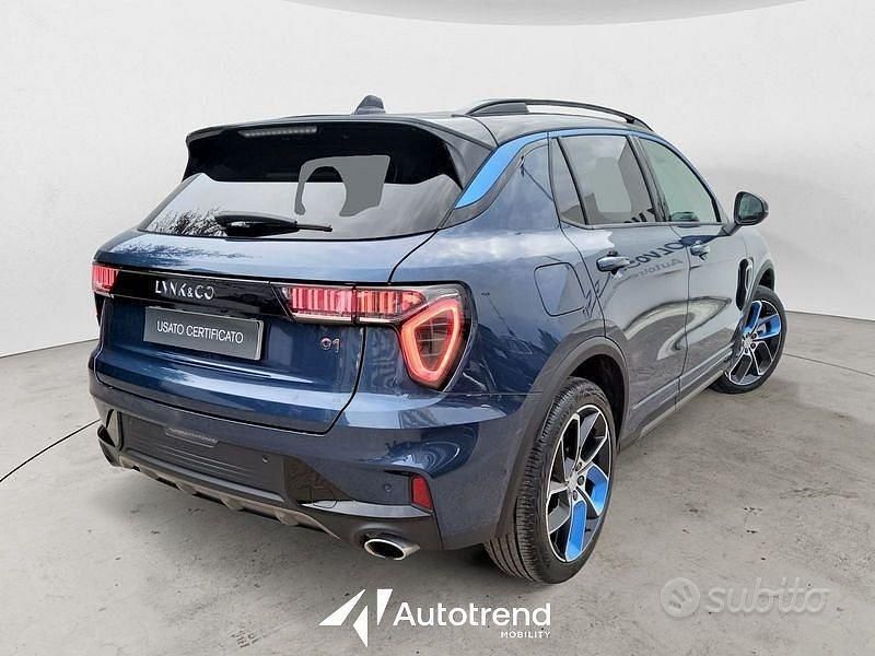 Usata Lynk & Co 01 261 CV (191 kW) 2024 Blu SUV