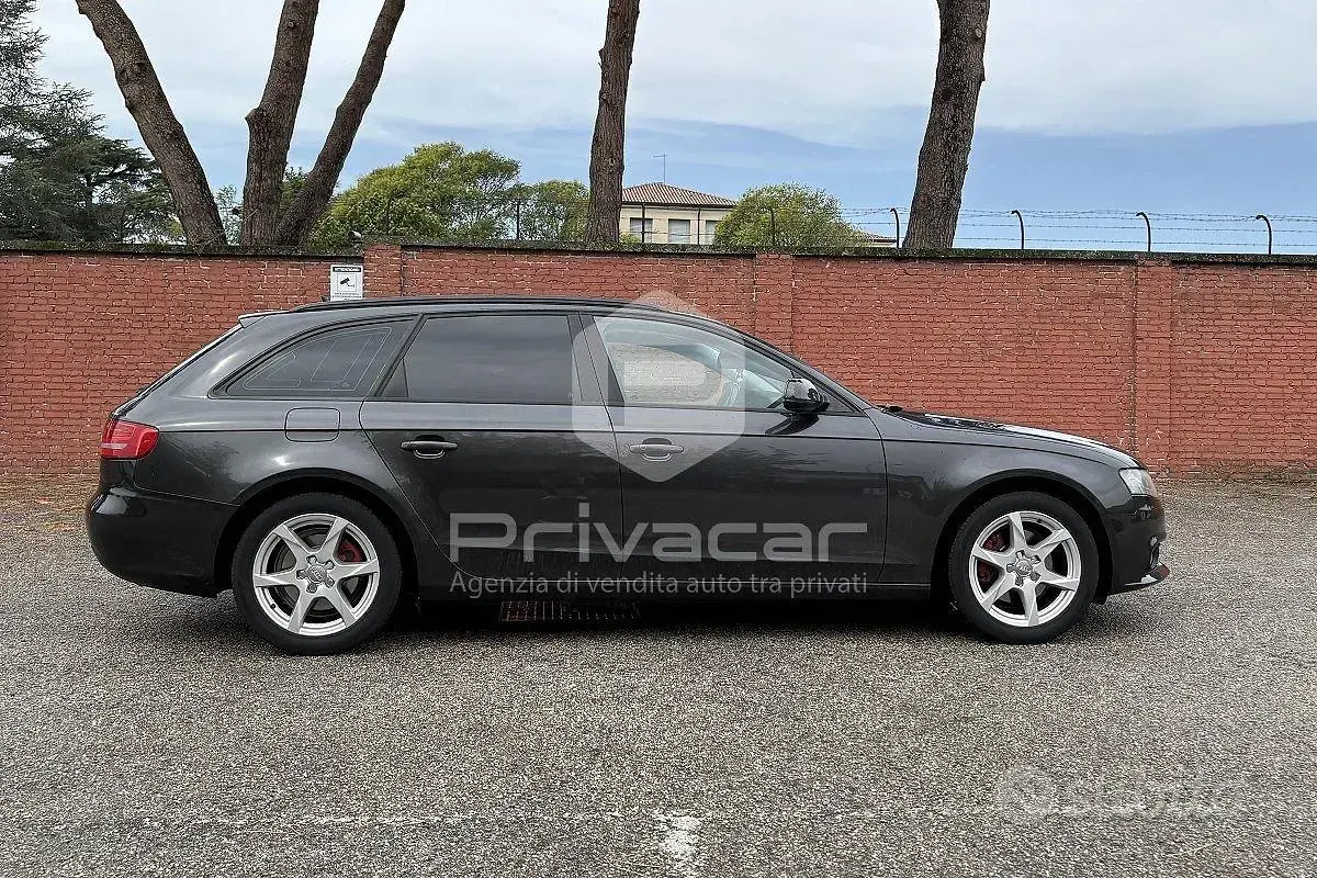 Usata Audi A4 170 CV (125 kW) 2009 Nero Station wagon