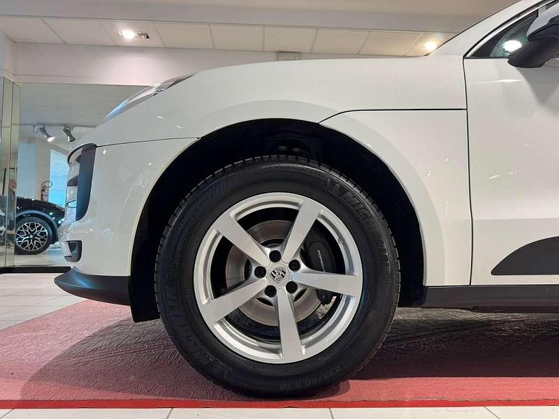 Usata Porsche Macan 245 CV (180 kW) 2021 Bianco SUV