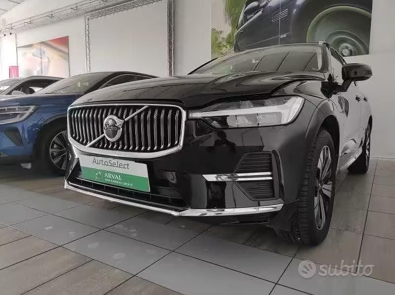 Usata Volvo XC60 Core 253 CV (186 kW) 2023 Nero SUV
