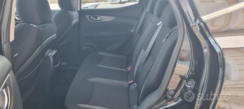 Usata Nissan Qashqai Tekna+ 131 CV (96 kW) 2019 Nero SUV