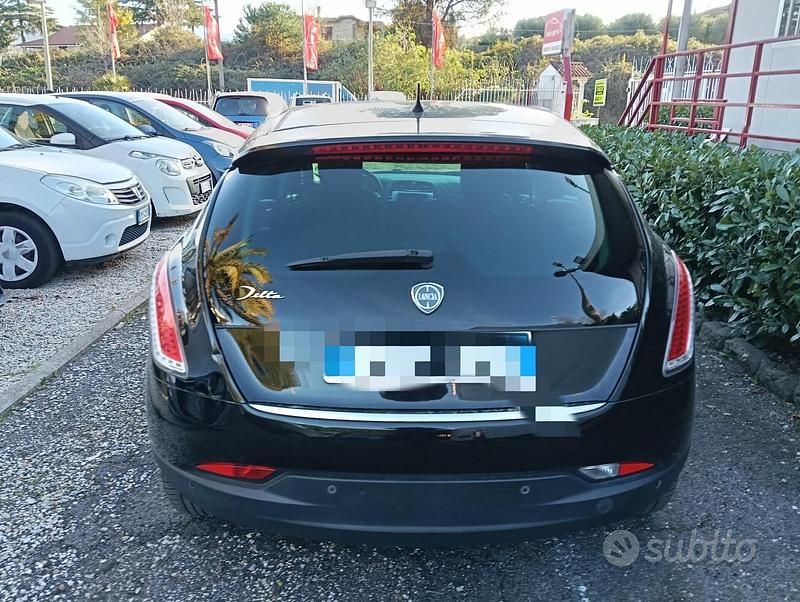 Usata Lancia Delta 120 CV (88 kW) 2009 Nero Utilitaria