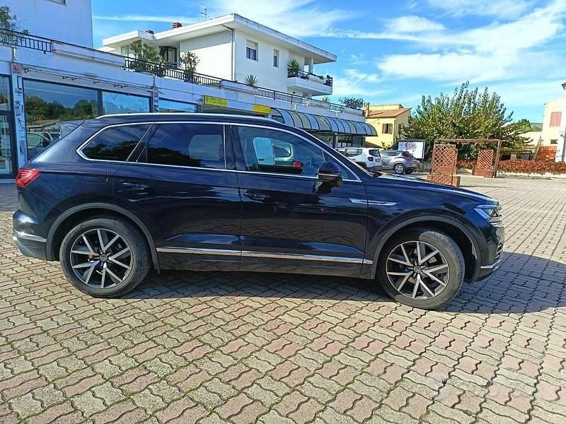 Usata VW Touareg Advance 231 CV (169 kW) 2019 Blu SUV
