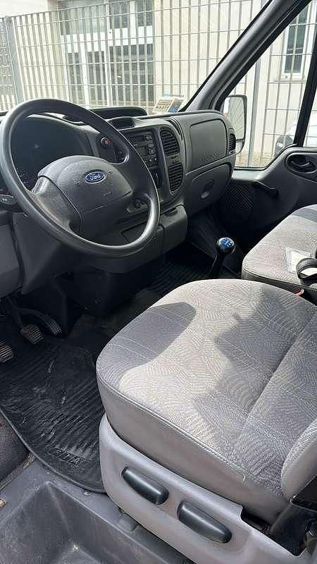 Usata Ford Transit 101 CV (74 kW) 2005 Argento Monovolume