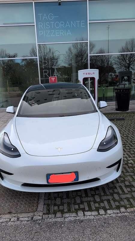 Usata Tesla Model 3 Standard Range 88 kW (120 CV) 2021 Bianco Berlina