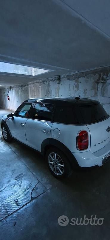 Usata Mini Countryman 2010 Bianco SUV
