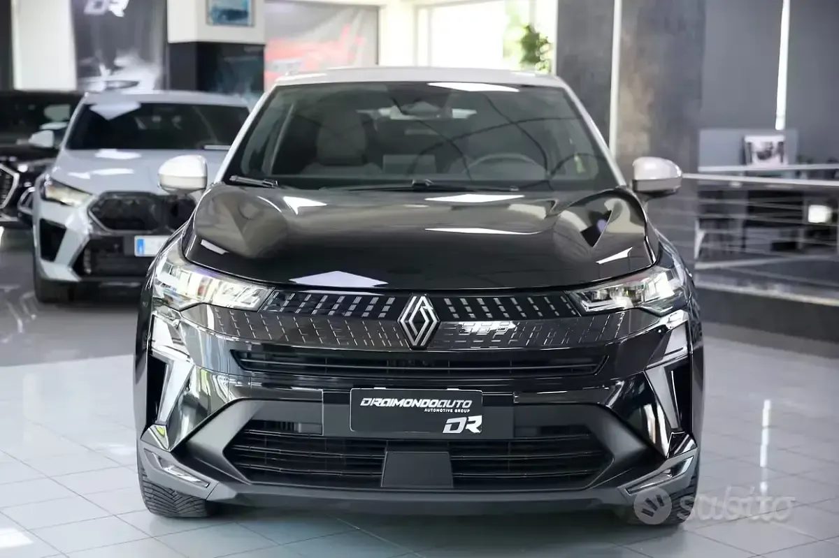 Usata Renault Captur Techno 91 CV (66 kW) 2023 Nero SUV