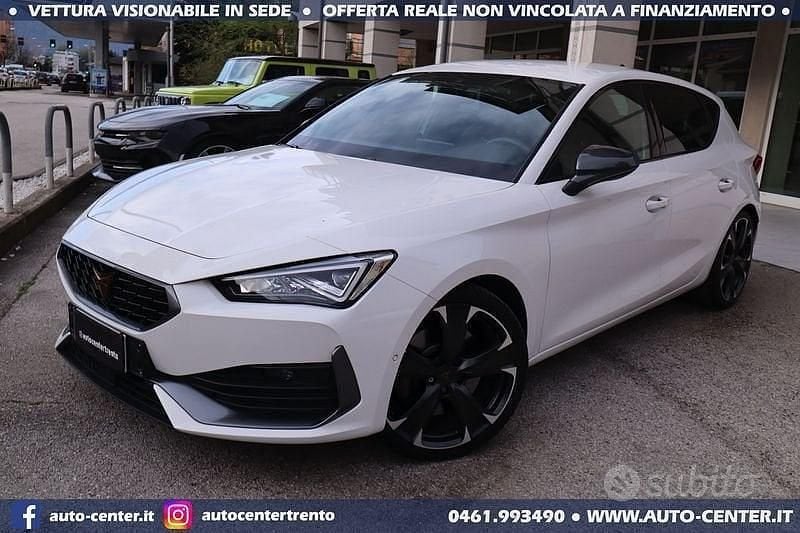 Usata Cupra Leon VZ 300 CV (220 kW) 2022 Bianco Berlina