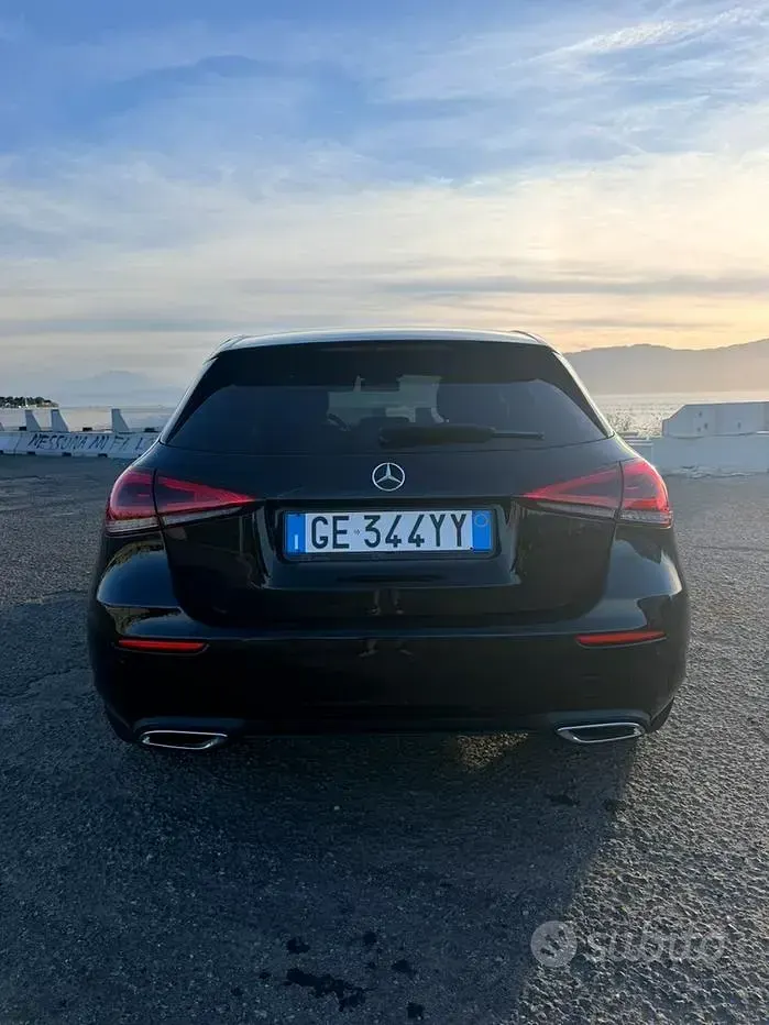 Usata Mercedes A200 Night 150 CV (110 kW) 2021 Nero Berlina