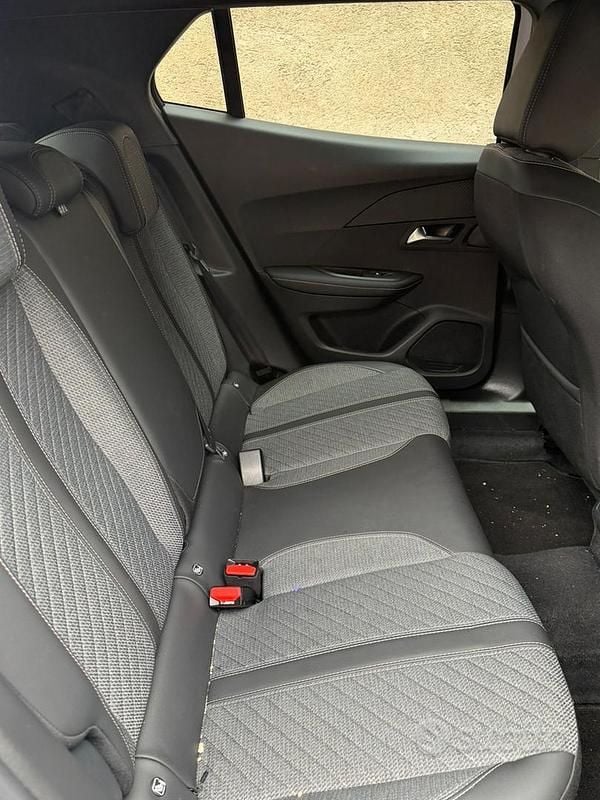 Usata Peugeot 2008 Allure 2024 Bianco SUV